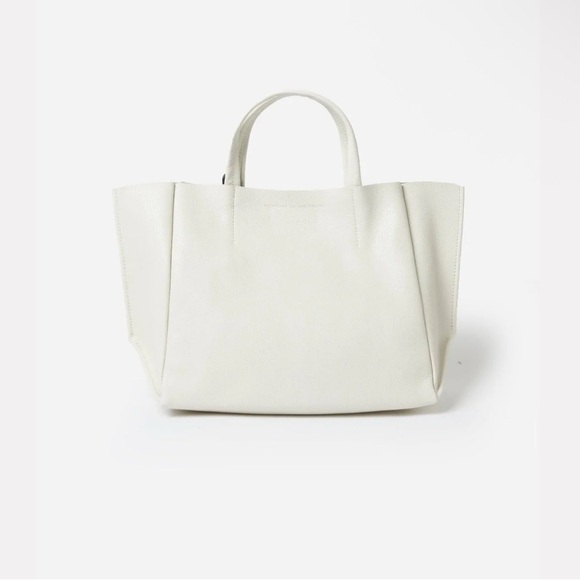 BNWT AMPERSAND AS APOSTROPHE
HALF TOTE BAG - Picture 1 of 13